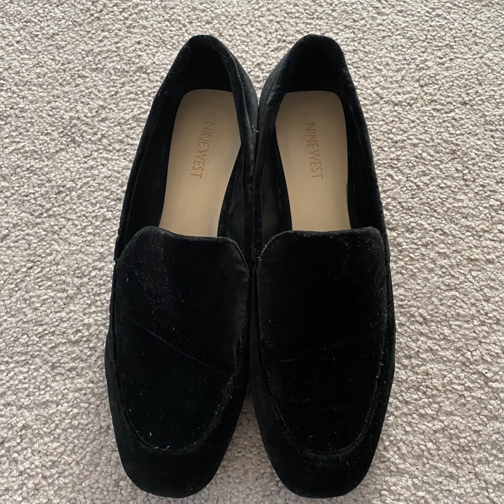Hardly worn black suede loafers